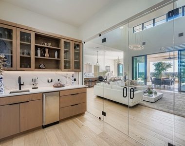 6412 Lantern View Dr - Photo Thumbnail 15