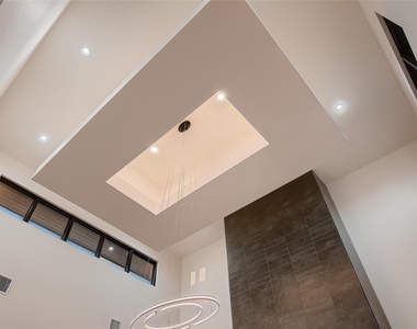 6412 Lantern View Dr - Photo Thumbnail 6