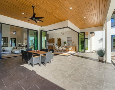 6412 Lantern View Dr - Photo Thumbnail 31
