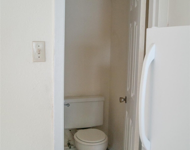 1745 Wooten Park Dr - Photo Thumbnail 7