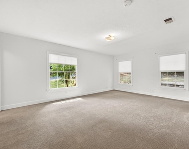 2506 Hillview Rd - Photo Thumbnail 10