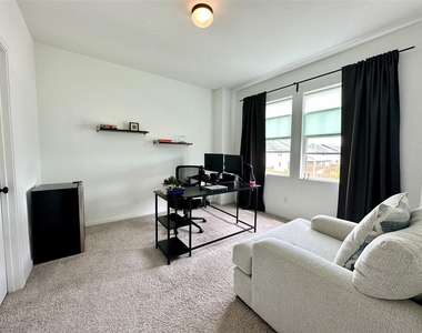 2009 Winston Way - Photo Thumbnail 11