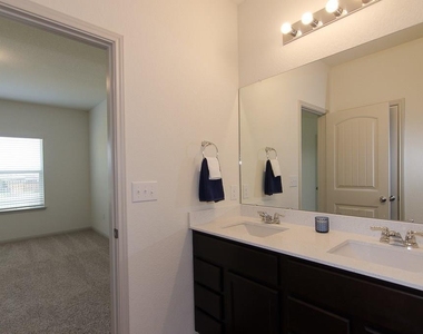 409 Otto Ave - Photo Thumbnail 15