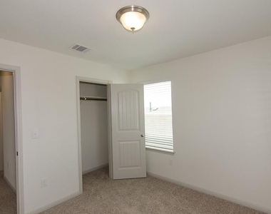 409 Otto Ave - Photo Thumbnail 24