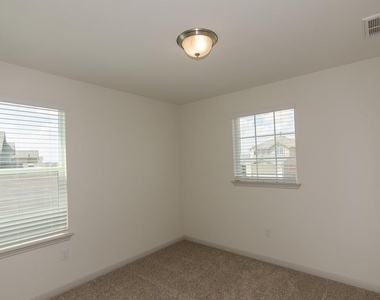 409 Otto Ave - Photo Thumbnail 23