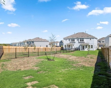 7409a Sparkling Light Dr - Photo Thumbnail 31