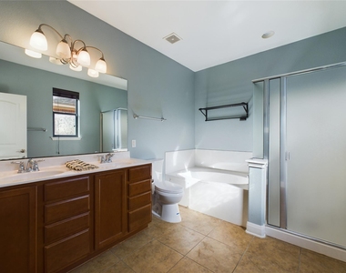 12013 Oaklynn Ct - Photo Thumbnail 17