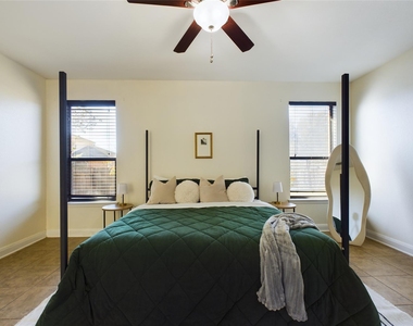 12013 Oaklynn Ct - Photo Thumbnail 15