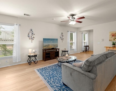 109 Providence St - Photo Thumbnail 8