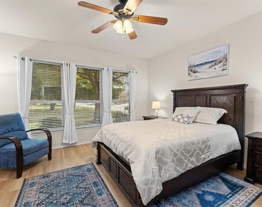 109 Providence St - Photo Thumbnail 18