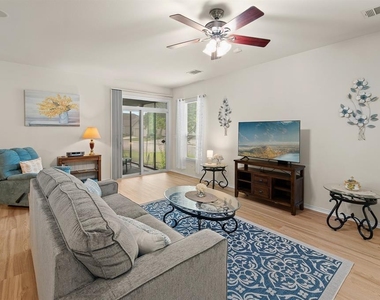109 Providence St - Photo Thumbnail 7
