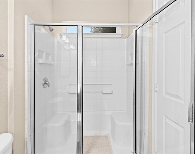 109 Providence St - Photo Thumbnail 21