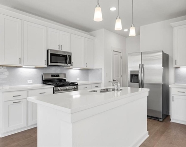 7416 Sparkling Light Dr - Photo Thumbnail 11