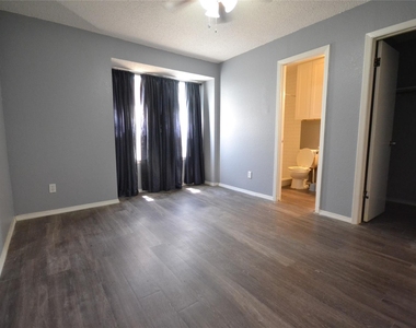 16114 Windermere Dr - Photo Thumbnail 8
