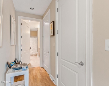 4300 S Beach Parkway - Photo Thumbnail 13