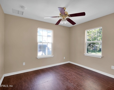 3532 Fleet Street - Photo Thumbnail 10