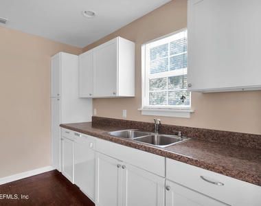3532 Fleet Street - Photo Thumbnail 5