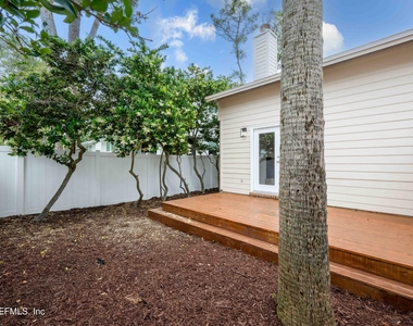 176 E East Coast Drive - Photo Thumbnail 4