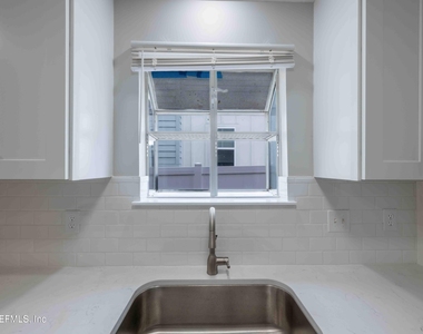 176 E East Coast Drive - Photo Thumbnail 23