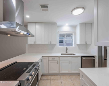 176 E East Coast Drive - Photo Thumbnail 22