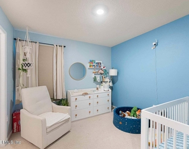 48 Red House Circle - Photo Thumbnail 9