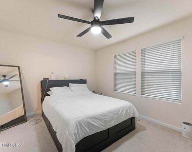 48 Red House Circle - Photo Thumbnail 7