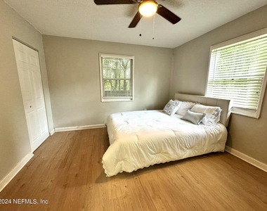 5951 Wilmar Road W - Photo Thumbnail 4