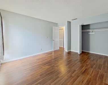 1130 Comanche Street - Photo Thumbnail 6
