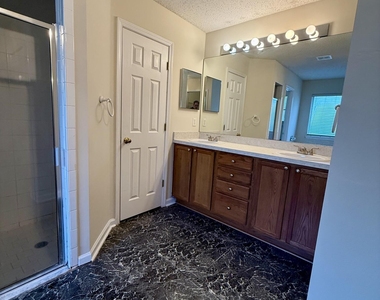 3150 Highland Grove Drive - Photo Thumbnail 25