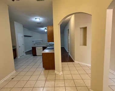 3150 Highland Grove Drive - Photo Thumbnail 11
