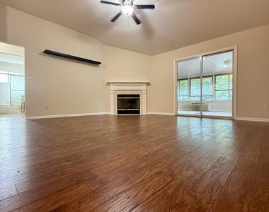 3150 Highland Grove Drive - Photo Thumbnail 1