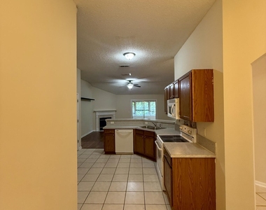 3150 Highland Grove Drive - Photo Thumbnail 9