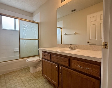 3150 Highland Grove Drive - Photo Thumbnail 27