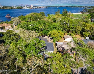 719 South Shores Road - Photo Thumbnail 57