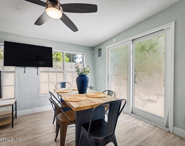 719 South Shores Road - Photo Thumbnail 38