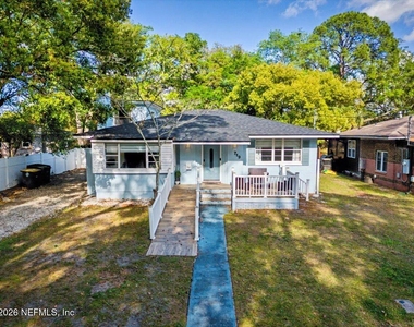 719 South Shores Road - Photo Thumbnail 52