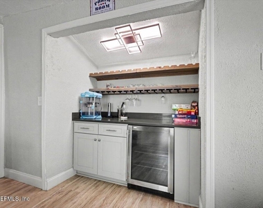 719 South Shores Road - Photo Thumbnail 42