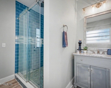 719 South Shores Road - Photo Thumbnail 32
