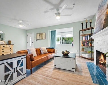 719 South Shores Road - Photo Thumbnail 28