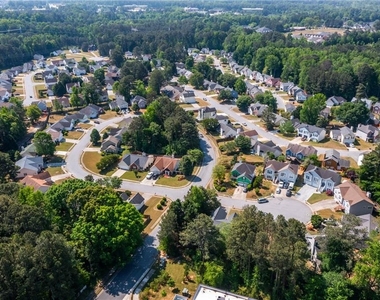 2110 Racquet Club Circle - Photo Thumbnail 40