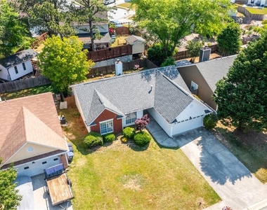 2110 Racquet Club Circle - Photo Thumbnail 38