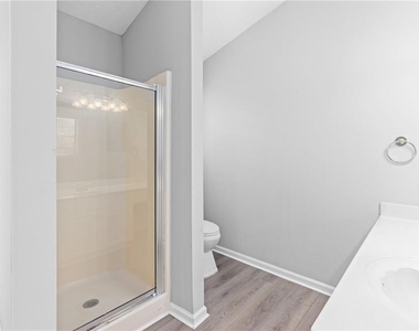 2110 Racquet Club Circle - Photo Thumbnail 24