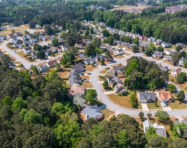 2110 Racquet Club Circle - Photo Thumbnail 41