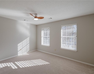 10950 Pinehigh Drive - Photo Thumbnail 11