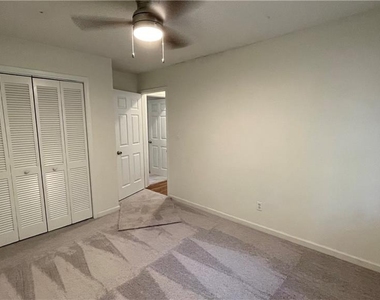 109 Doves Lane - Photo Thumbnail 3