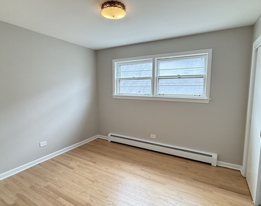 3658 N Laramie Avenue - Photo Thumbnail 5