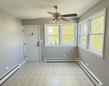 3658 N Laramie Avenue - Photo Thumbnail 9
