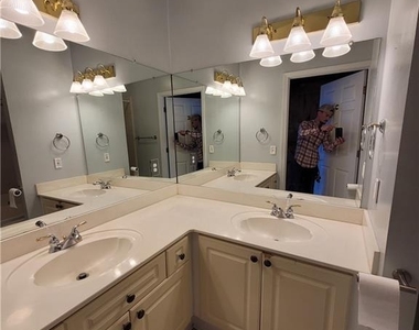 3334 Peachtree Road Ne - Photo Thumbnail 7