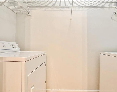 3334 Peachtree Road Ne - Photo Thumbnail 26