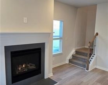 186 Meander Drive - Photo Thumbnail 3